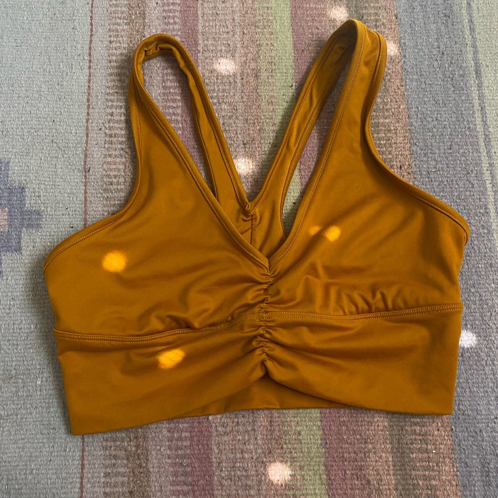 Groovy Orange 🍊 ALO Sports Bra